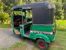 https://riyasewana.com/uploads/bajaj-re205-2010-68064112793.jpg