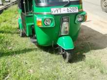 Bajaj RE 205 2011 Three Wheel