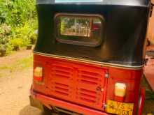 https://riyasewana.com/uploads/bajaj-re205-2011-1312330812552.jpg