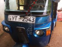 Bajaj RE 205 2011 Three Wheel