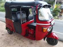 Bajaj RE 205 2011 Three Wheel