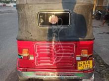 https://riyasewana.com/uploads/bajaj-re205-20111901469317.jpg