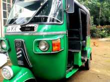 Bajaj RE 205 2012 Three Wheel