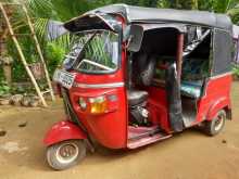 Bajaj RE 205 2012 Three Wheel