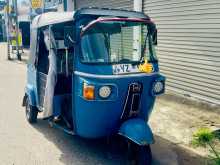Bajaj RE 205 2012 Three Wheel