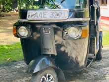 Bajaj RE 205 2012 Three Wheel