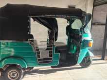 Bajaj RE 205 2012 Three Wheel