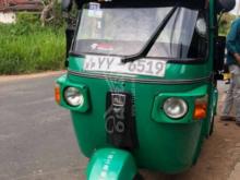 Bajaj RE 205 2012 Three Wheel