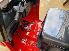 https://riyasewana.com/uploads/bajaj-re205-201256524783.jpg