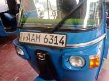 Bajaj RE 205 2013 Three Wheel