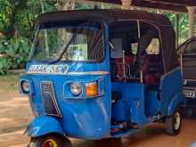 Bajaj RE 205 2013 Three Wheel