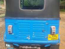 https://riyasewana.com/uploads/bajaj-re205-2013-1610273112983.jpg
