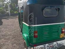 Bajaj RE 205 2013 Three Wheel