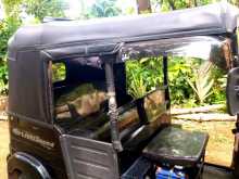 https://riyasewana.com/uploads/bajaj-re205-2013-711081712323.jpg