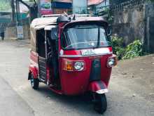 Bajaj RE 205 2013 Three Wheel