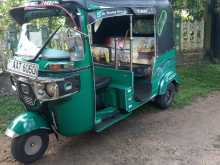 Bajaj RE 205 2014 Three Wheel