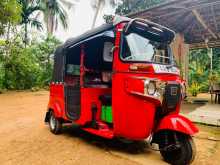 Bajaj RE 205 2014 Three Wheel