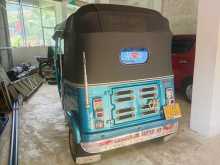 https://riyasewana.com/uploads/bajaj-re205-2014-229462612853.jpg