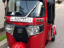 Bajaj RE 205 2015 Three Wheel
