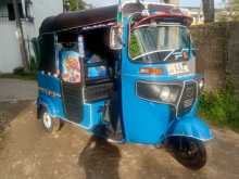Bajaj RE 205 2015 Three Wheel