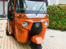 Bajaj RE 205 2016 Three Wheel