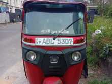 Bajaj RE 205 2016 Three Wheel
