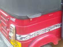 https://riyasewana.com/uploads/bajaj-re205-2016-410191512202.jpg