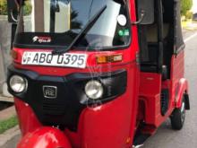 Bajaj RE 205 2017 Three Wheel