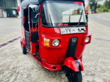 Bajaj RE 205 2012 Three Wheel