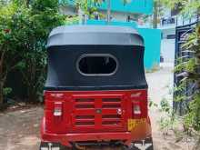 Bajaj RE 205 2018 Three Wheel