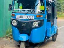 Bajaj RE 205 2019 Three Wheel
