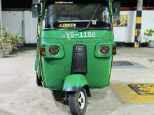 Bajaj RE 205 2010 Three Wheel