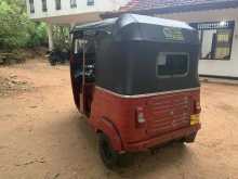 https://riyasewana.com/uploads/bajaj-re205-2022071922882.jpg