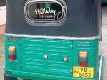 Bajaj RE 205 2011 Three Wheel