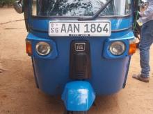 Bajaj RE 205 2014 Three Wheel