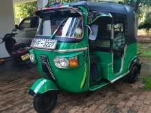 Bajaj RE 205 2010 Three Wheel