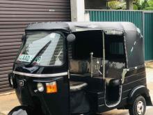 https://riyasewana.com/uploads/bajaj-re205-217265424371.jpg