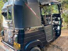 https://riyasewana.com/uploads/bajaj-re205-21745544552.jpg