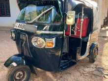 Bajaj RE 205 2012 Three Wheel