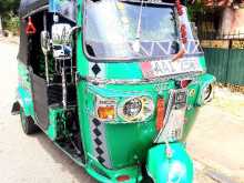 Bajaj RE 205 2013 Three Wheel