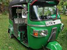 Bajaj RE 205 2012 Three Wheel