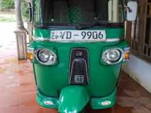 Bajaj RE 205 2010 Three Wheel