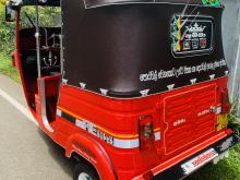 https://riyasewana.com/uploads/bajaj-re205-2221294017566.jpg