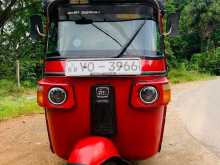 Bajaj RE 205 2011 Three Wheel
