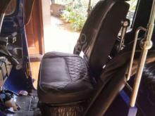 https://riyasewana.com/uploads/bajaj-re205-23102302401319.jpg