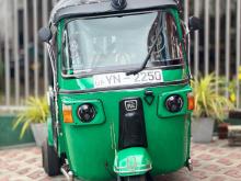 Bajaj RE 205 2012 Three Wheel