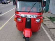 Bajaj RE 205 2010 Three Wheel