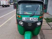 Bajaj RE 205 2015 Three Wheel