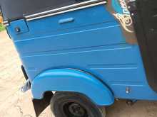 https://riyasewana.com/uploads/bajaj-re205-251019104753.jpg