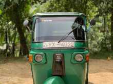 Bajaj RE 205 2012 Three Wheel